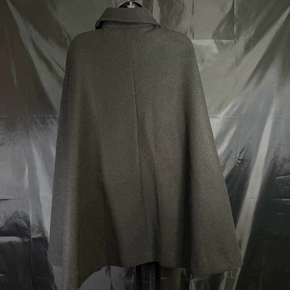SHEIN Elegant Black Cape Coat with Gold Buttons SZ S - Picture 6 of 15